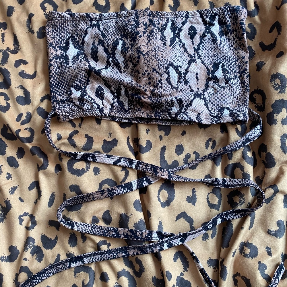 Snake print tube top